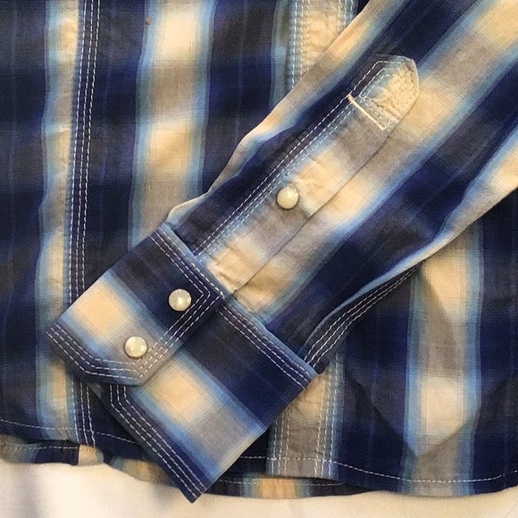 True Religion western shirt. Plaid pattern. Size Large. - Picture 7 of 13